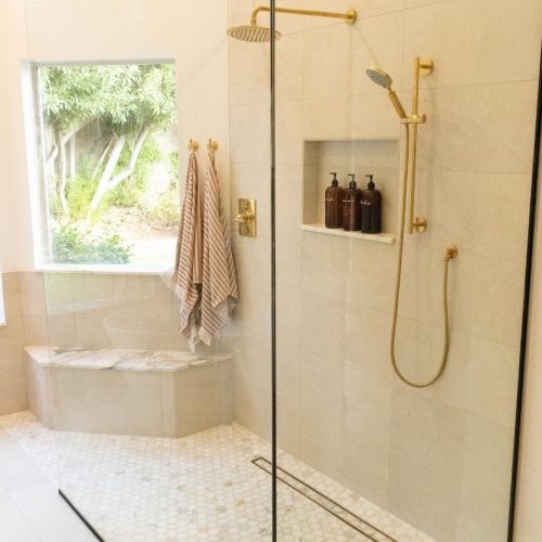Bath-Remodel-with-Tile.jpg